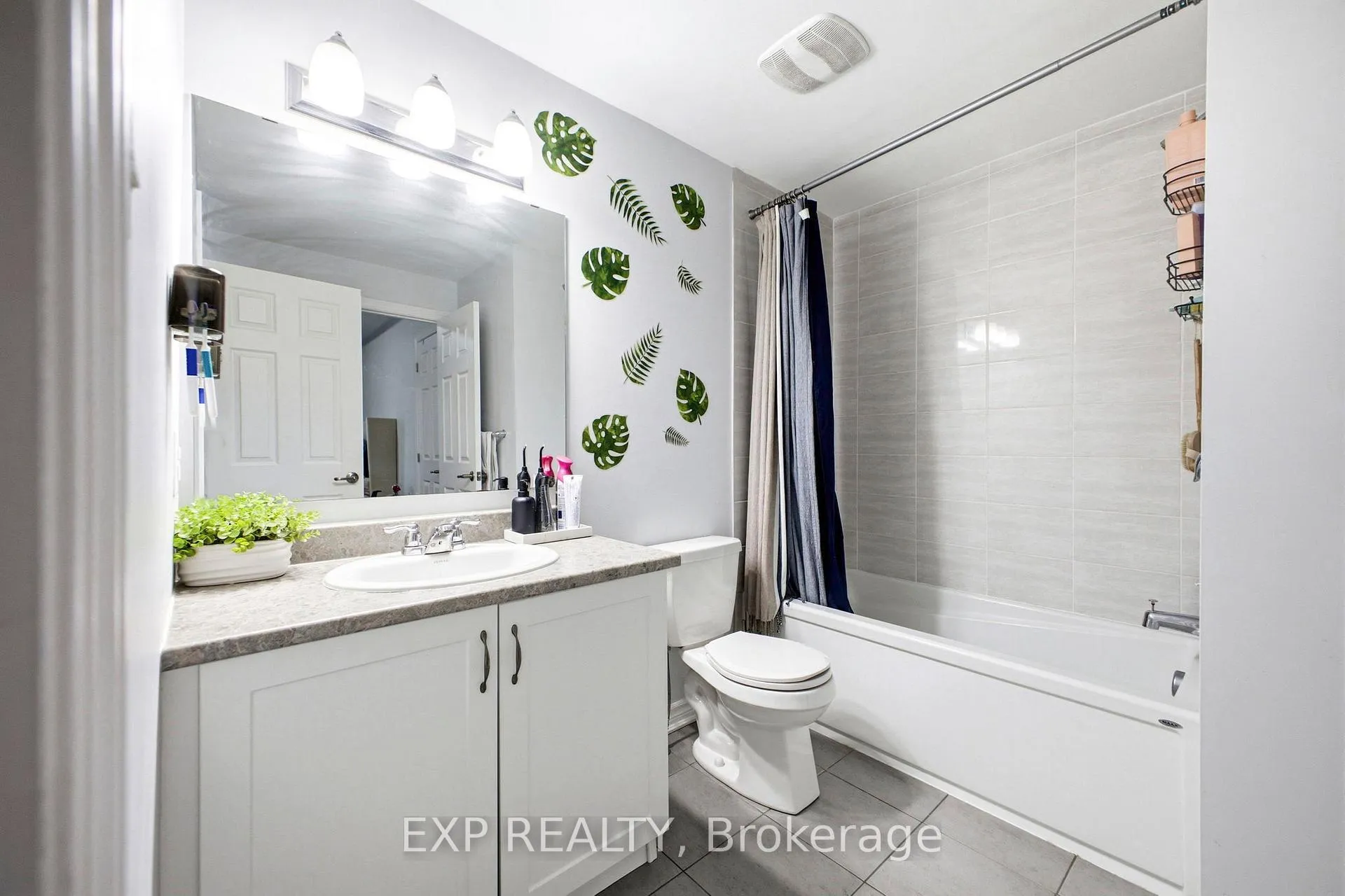 Photo 23 of 106 Lapland Private, Ottawa, Kanata - Emerald Meadows/Trailwest — HOMEH