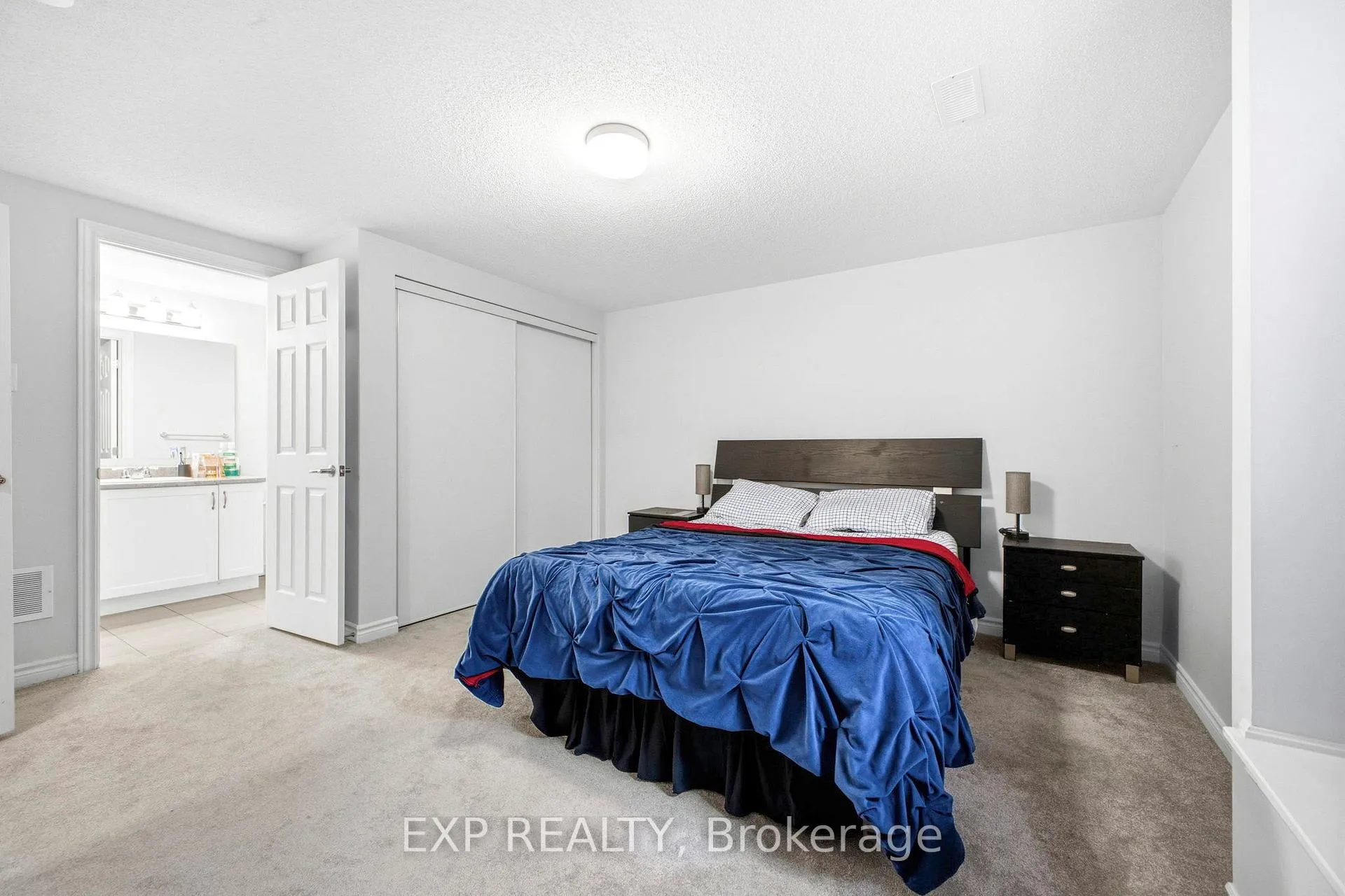 Photo 32 of 106 Lapland Private, Ottawa, Kanata - Emerald Meadows/Trailwest — HOMEH