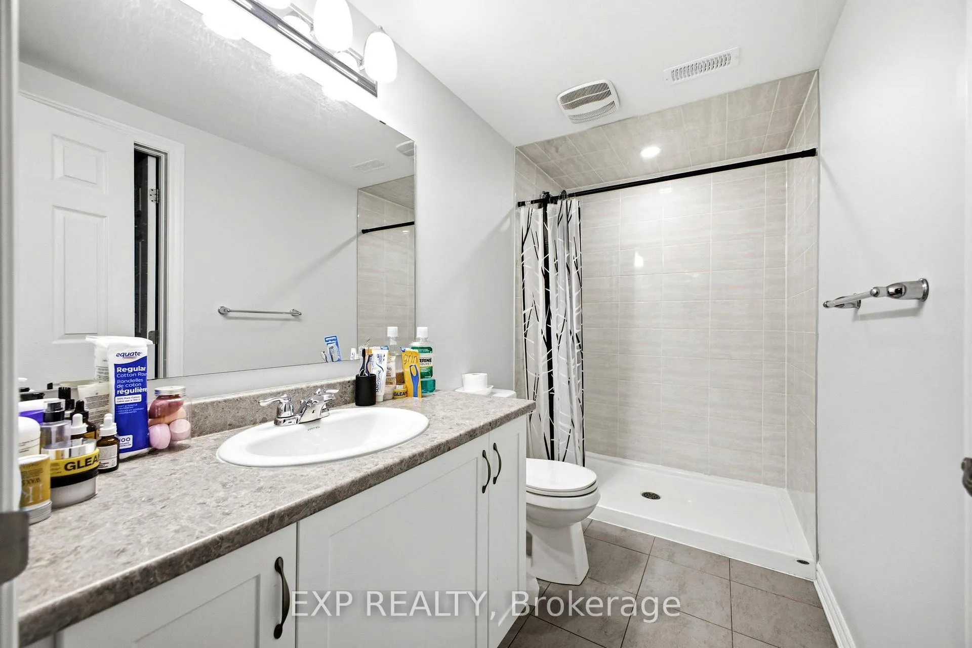 Photo 33 of 106 Lapland Private, Ottawa, Kanata - Emerald Meadows/Trailwest — HOMEH
