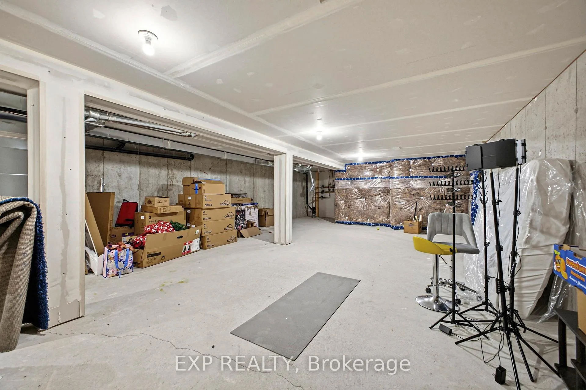 Photo 34 of 106 Lapland Private, Ottawa, Kanata - Emerald Meadows/Trailwest — HOMEH