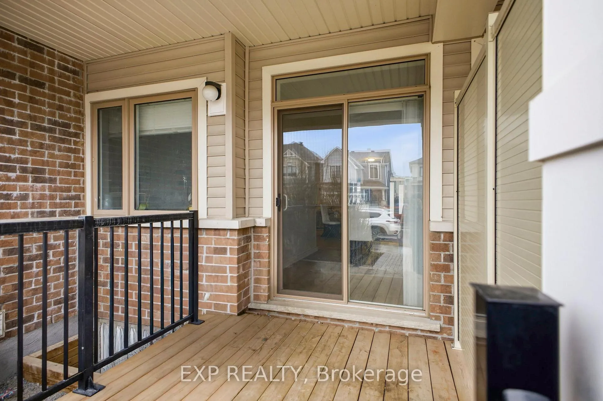 Photo 38 of 106 Lapland Private, Ottawa, Kanata - Emerald Meadows/Trailwest — HOMEH