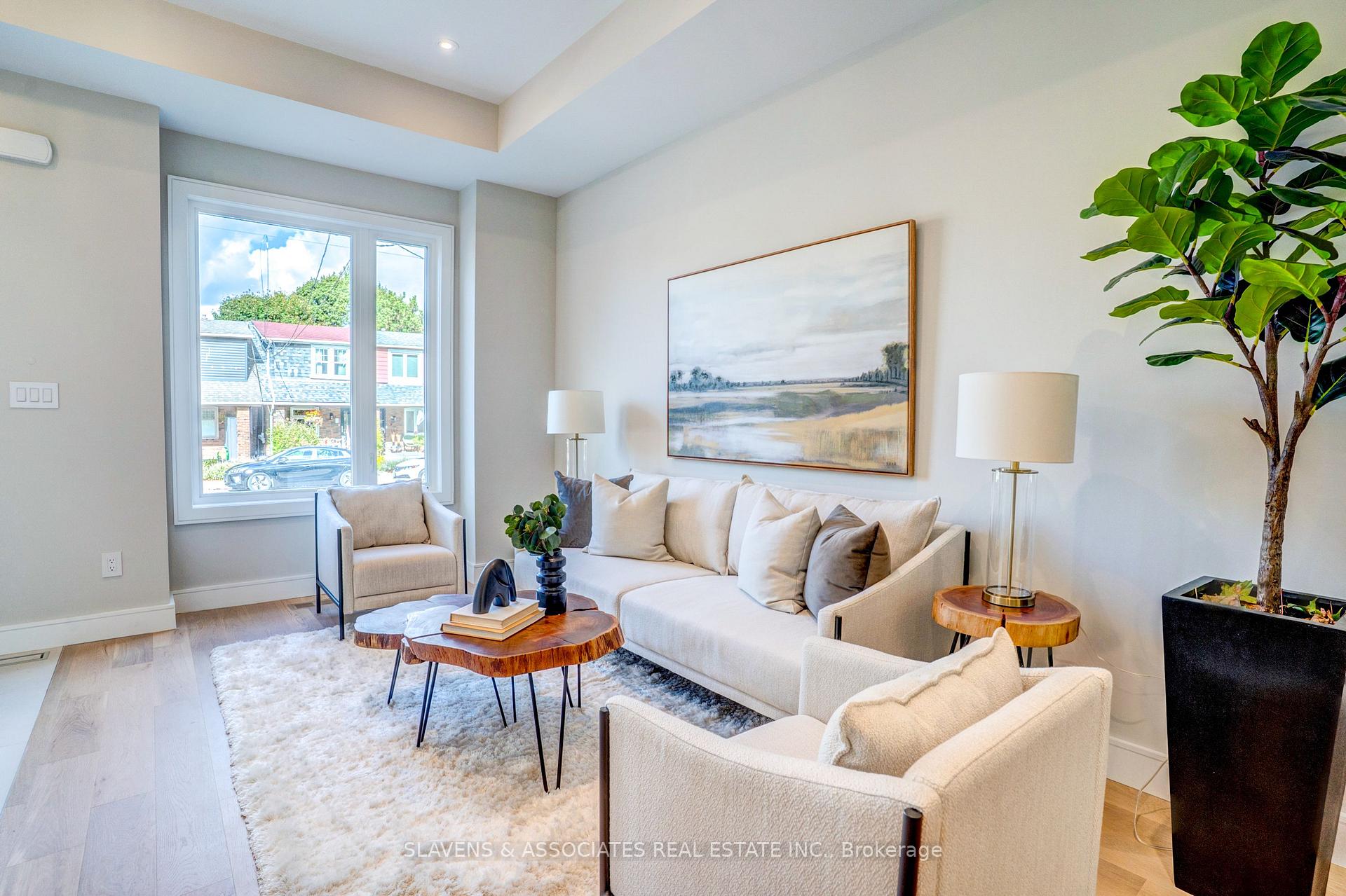 Photo 9 of 3D Linton Avenue, Scarborough, Birchcliffe-Cliffside — HOMEH