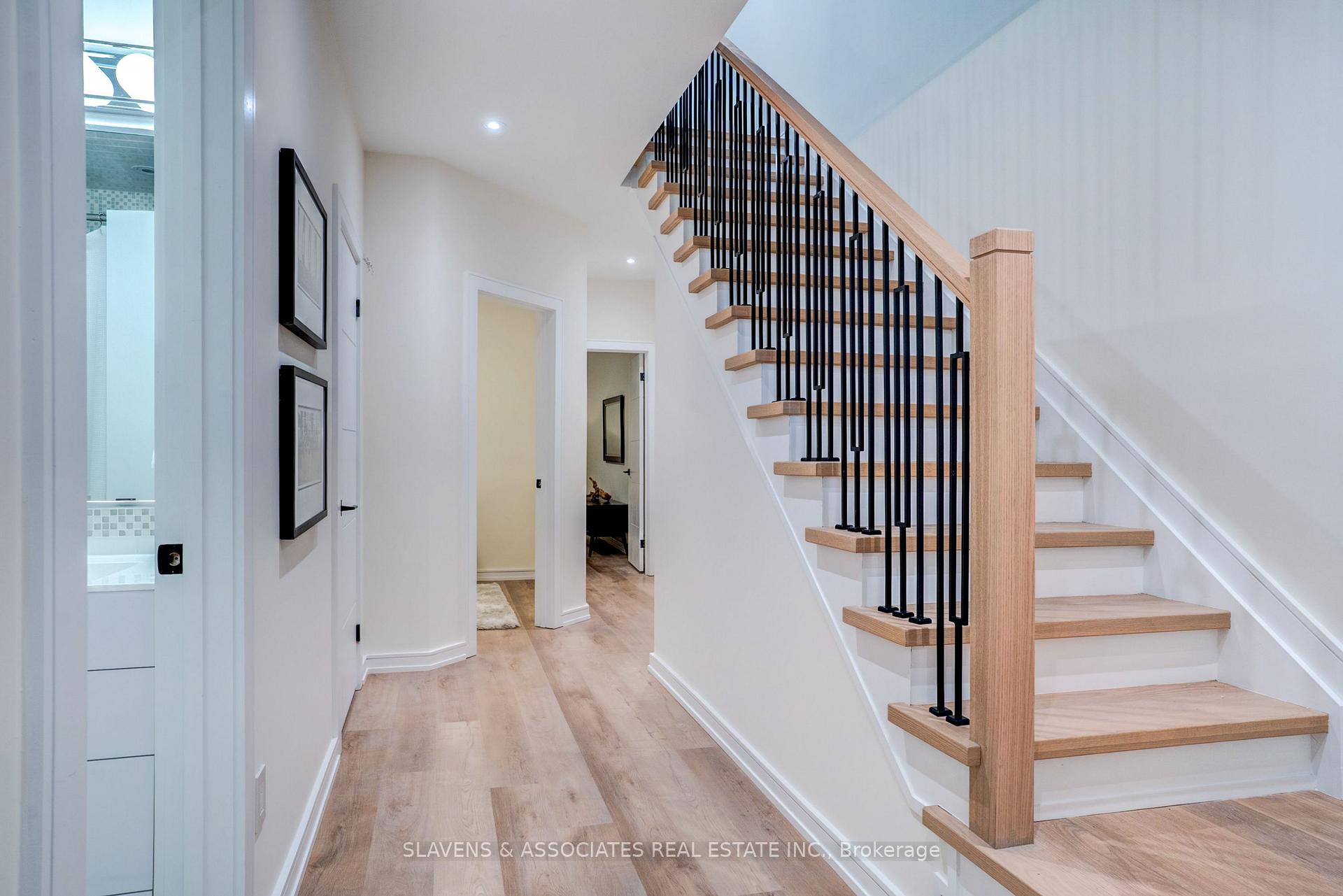 Photo 40 of 3D Linton Avenue, Scarborough, Birchcliffe-Cliffside — HOMEH