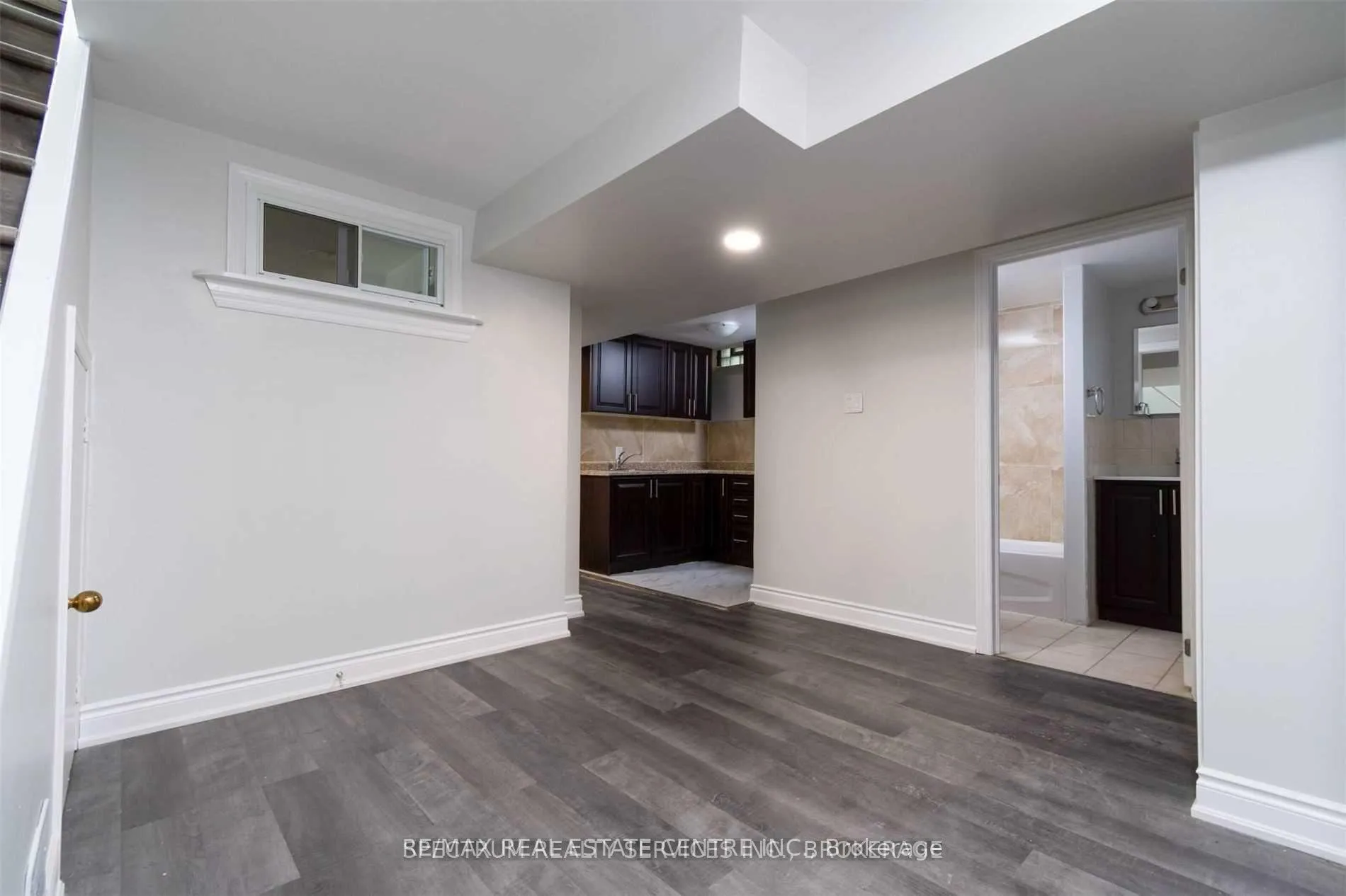 Photo 4 of Unit ( Basement ), 32 Verity Court, Brampton, Fletcher's West — HOMEH