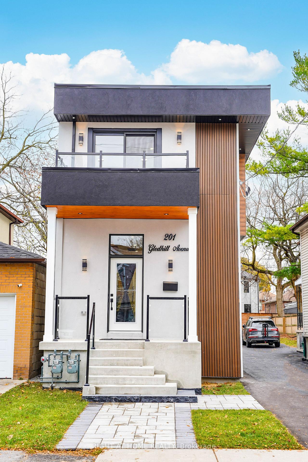 Front of 201 Gledhill Avenue