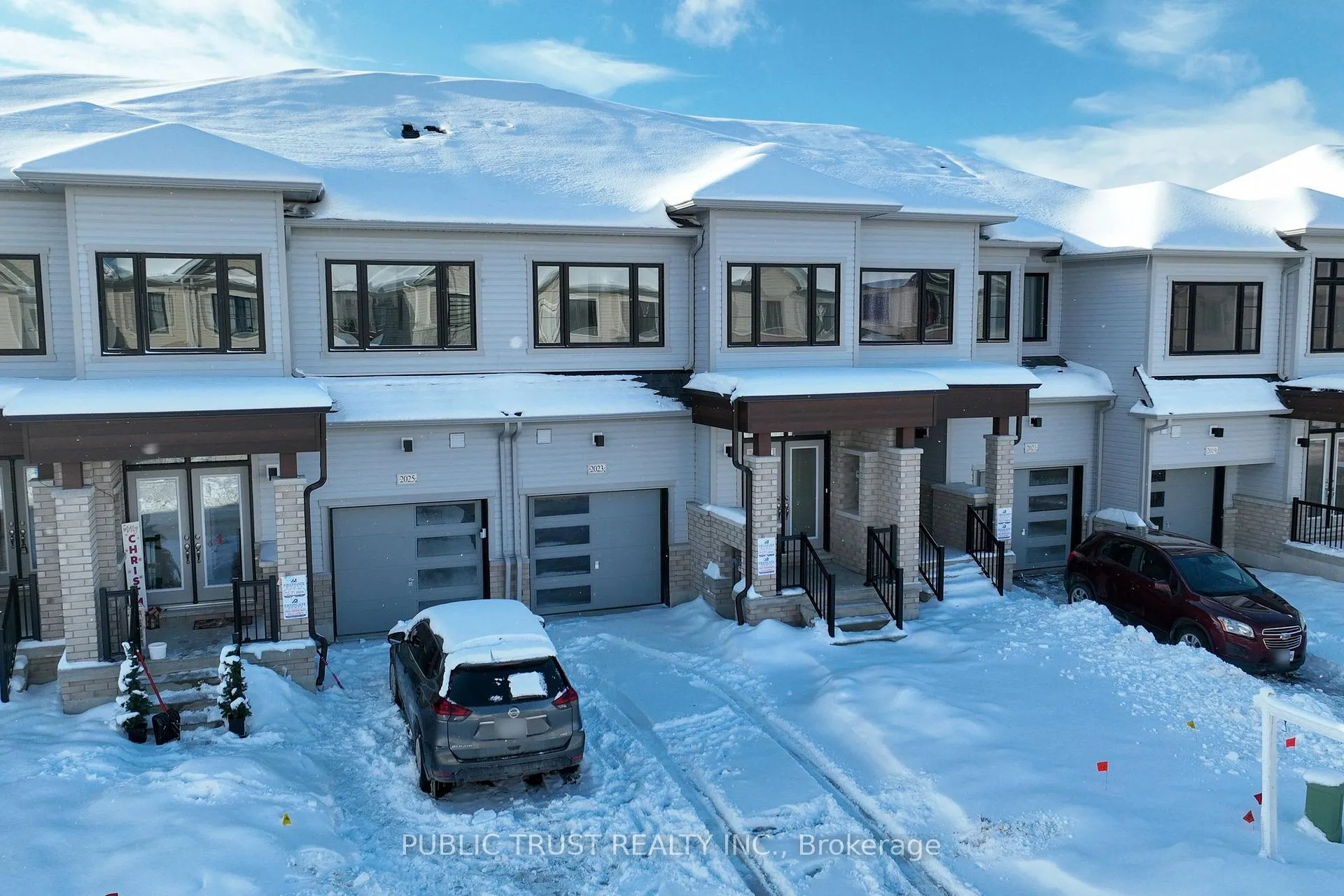 Photo 2 of 2023 Horace Duncan Crescent, Oshawa, Kedron — HOMEH