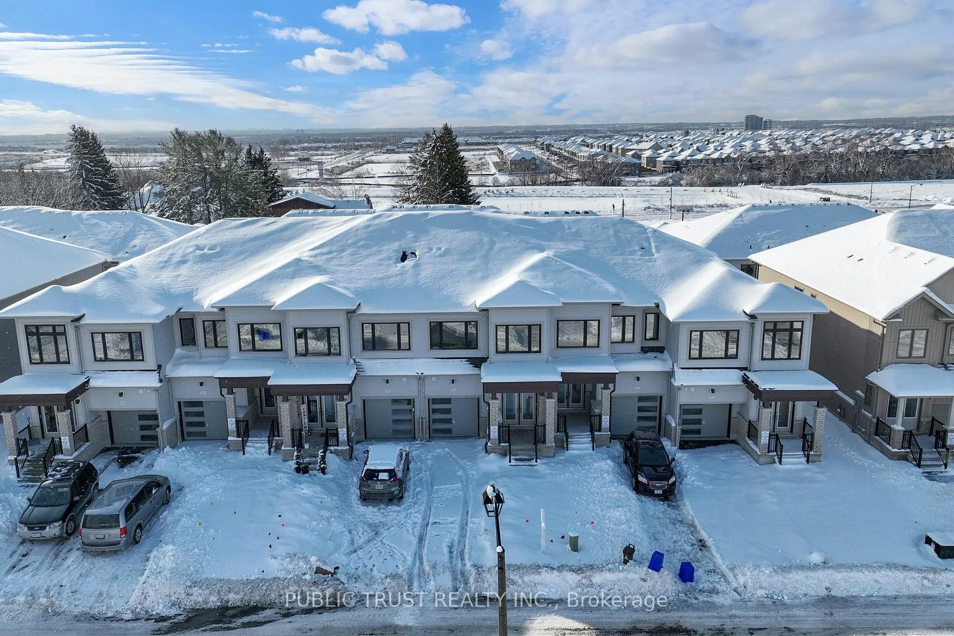 Photo 3 of 2023 Horace Duncan Crescent, Oshawa, Kedron — HOMEH