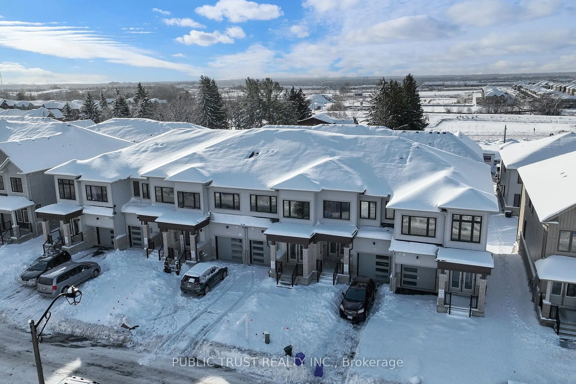 Photo 4 of 2023 Horace Duncan Crescent, Oshawa, Kedron — HOMEH
