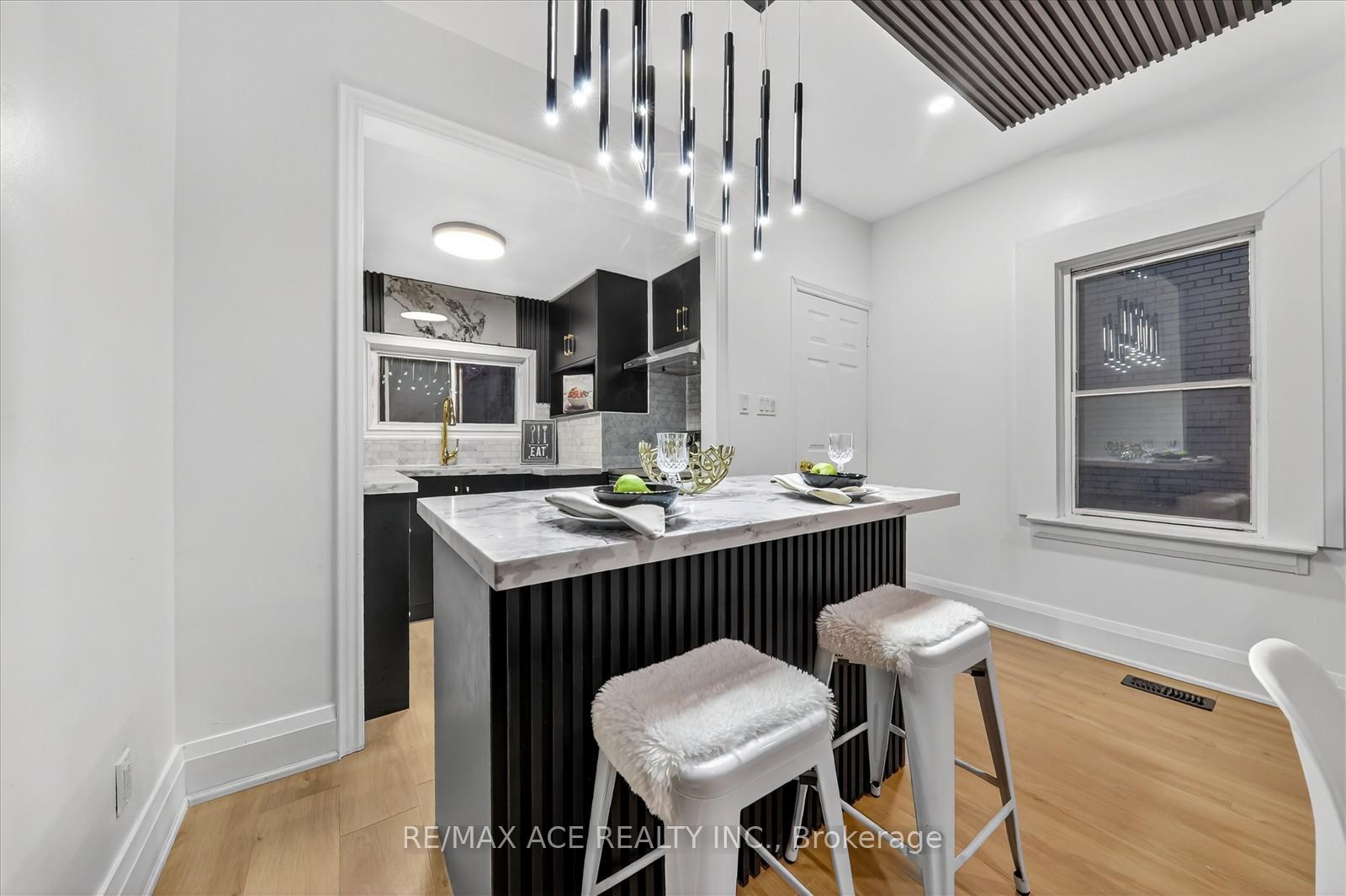 Photo 18 of 3 Macey Avenue, Scarborough, Oakridge — HOMEH