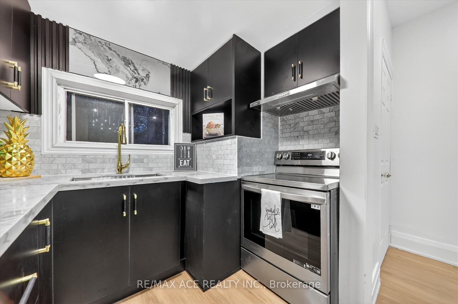 Photo 19 of 3 Macey Avenue, Scarborough, Oakridge — HOMEH