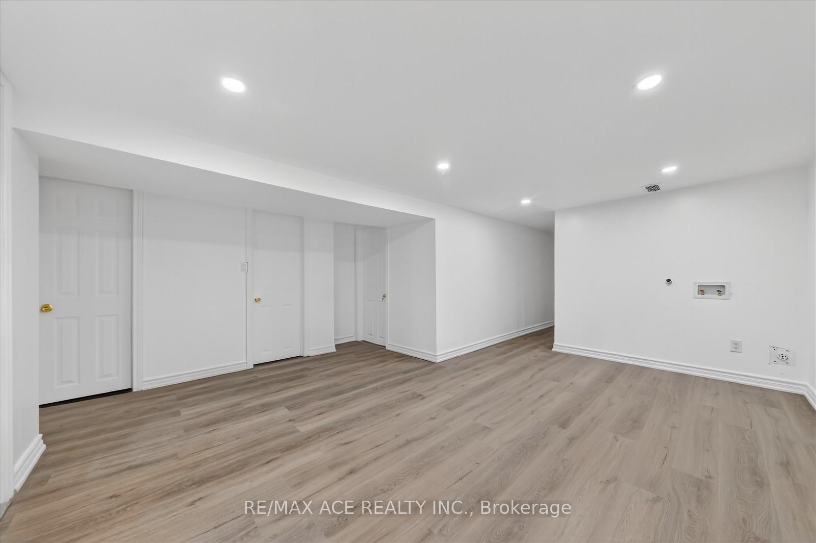 Photo 25 of 3 Macey Avenue, Scarborough, Oakridge — HOMEH