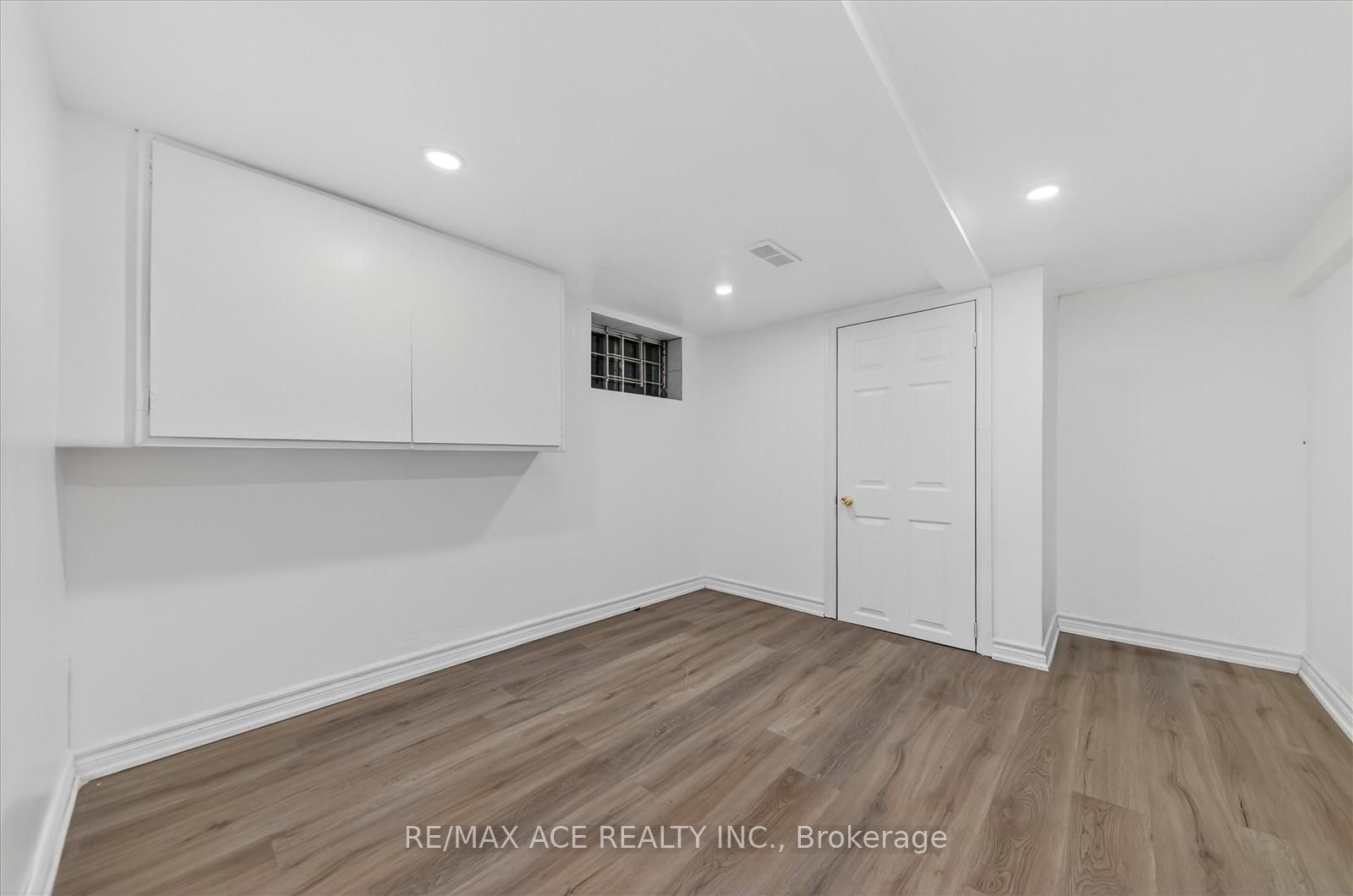 Photo 26 of 3 Macey Avenue, Scarborough, Oakridge — HOMEH