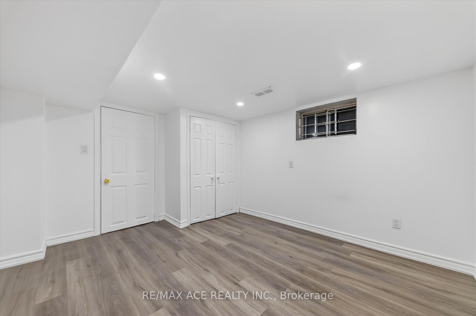 Photo 32 of 3 Macey Avenue, Scarborough, Oakridge — HOMEH