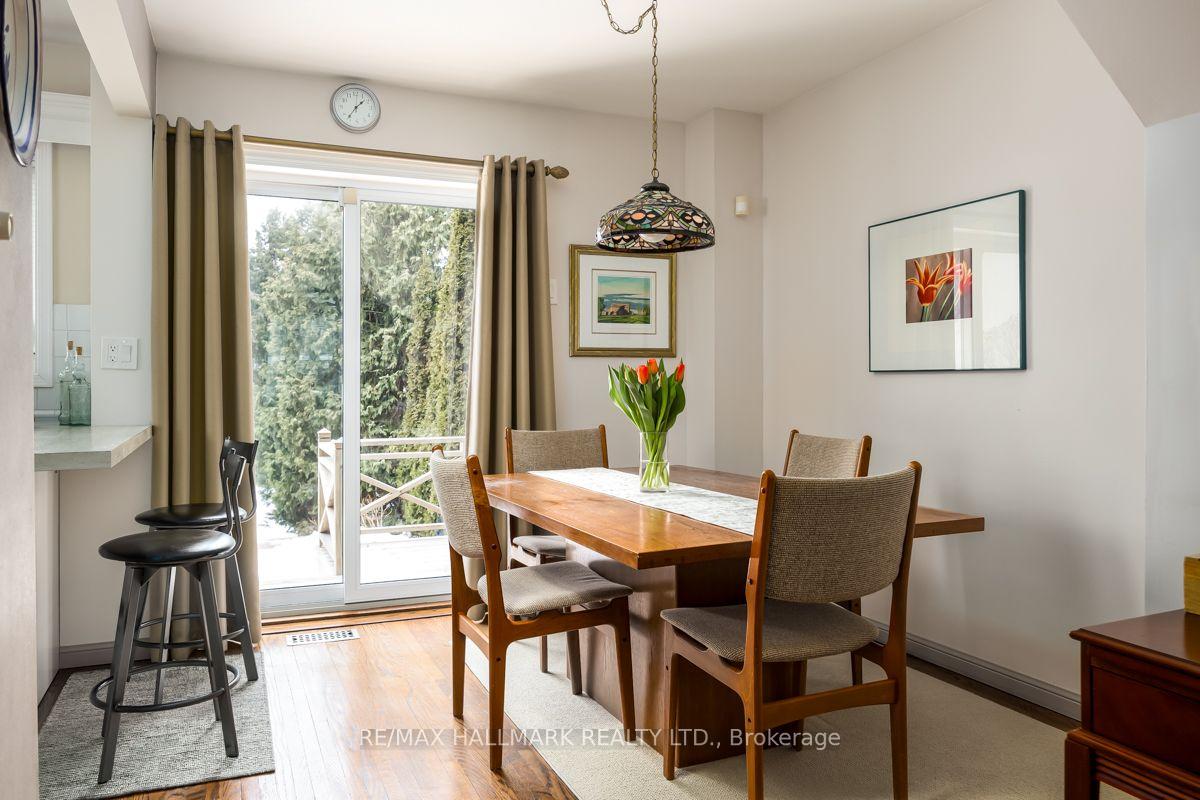 Photo 7 of 220 Linsmore Crescent, Toronto, Danforth Village-East York — HOMEH