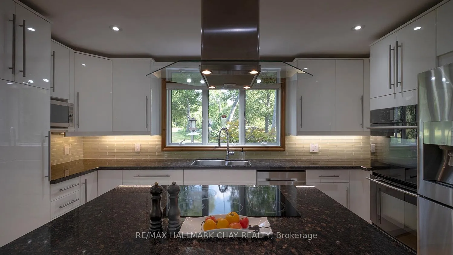 Photo 13 of 4088 Nielsen Road, Tay, Rural Tay — HOMEH