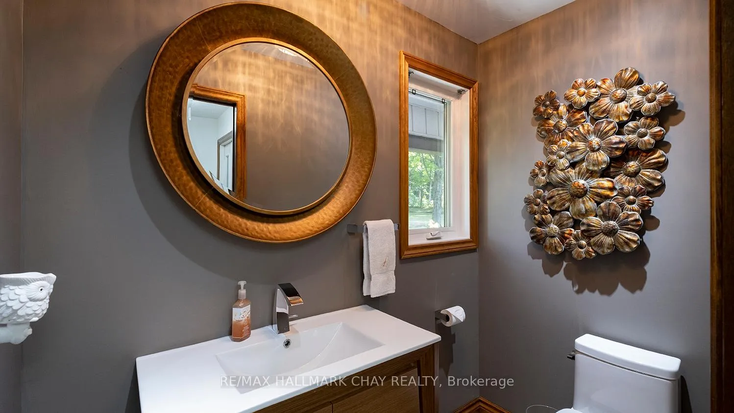 Photo 20 of 4088 Nielsen Road, Tay, Rural Tay — HOMEH