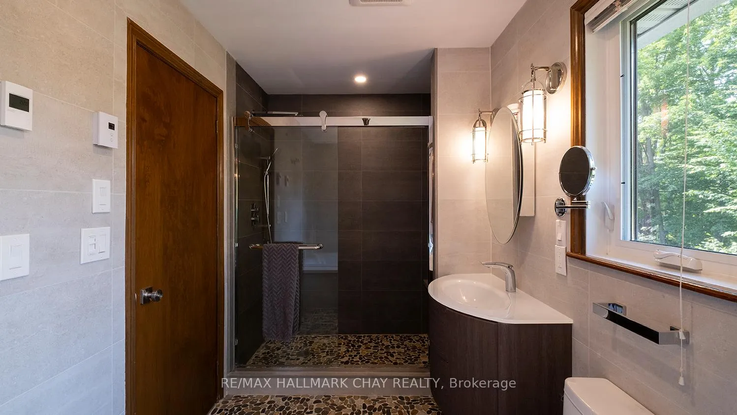 Photo 26 of 4088 Nielsen Road, Tay, Rural Tay — HOMEH