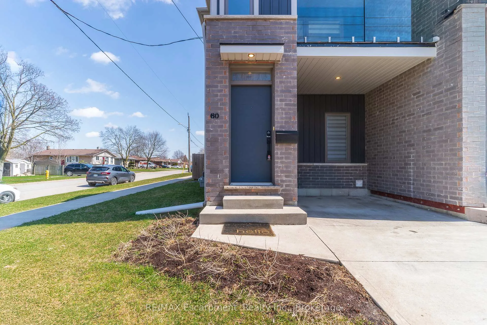 Photo 4 of 60 Park Avenue, St. Catharines, Secord Woods — HOMEH