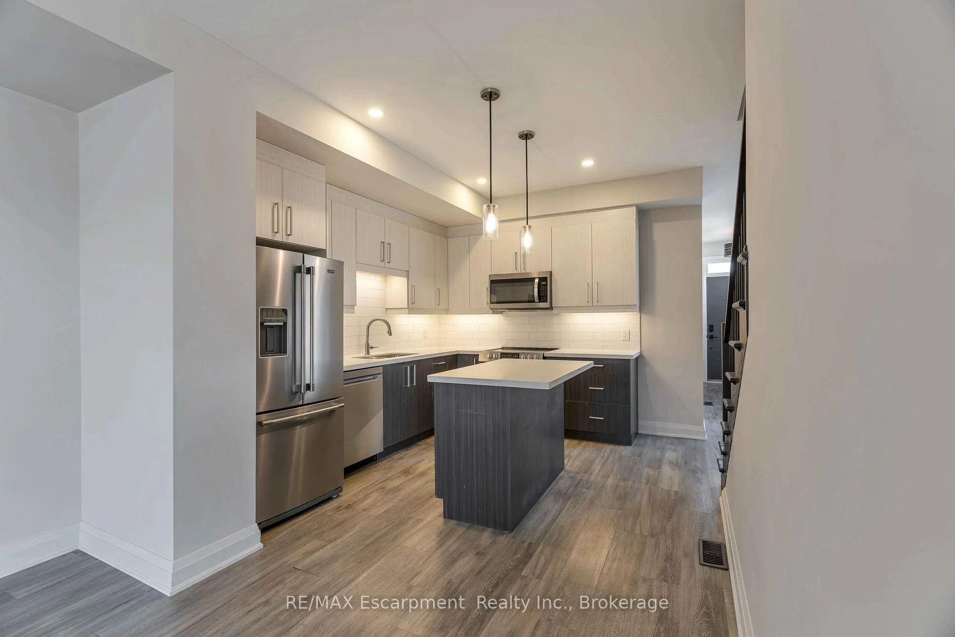 Photo 14 of 60 Park Avenue, St. Catharines, Secord Woods — HOMEH