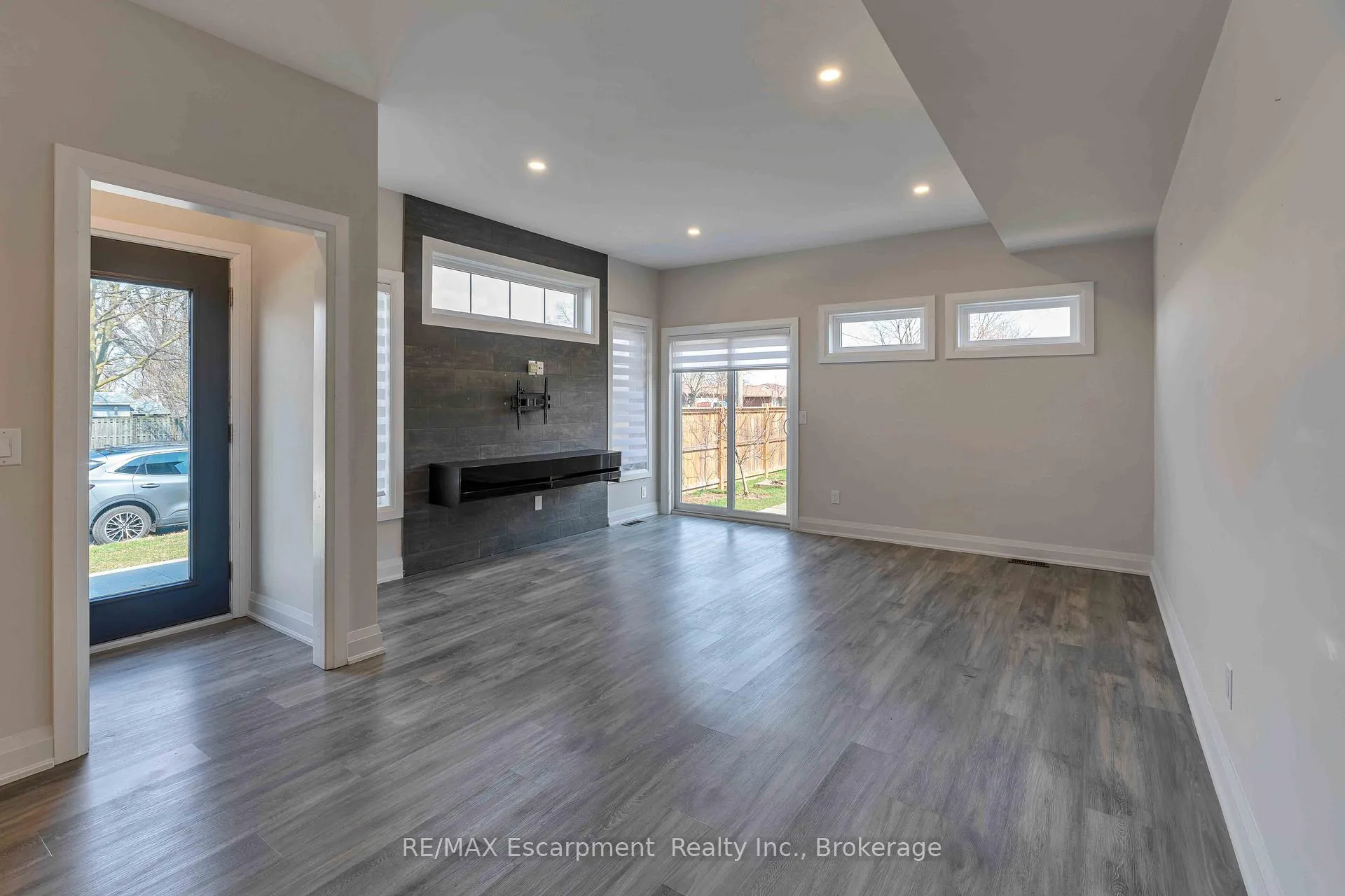 Photo 17 of 60 Park Avenue, St. Catharines, Secord Woods — HOMEH