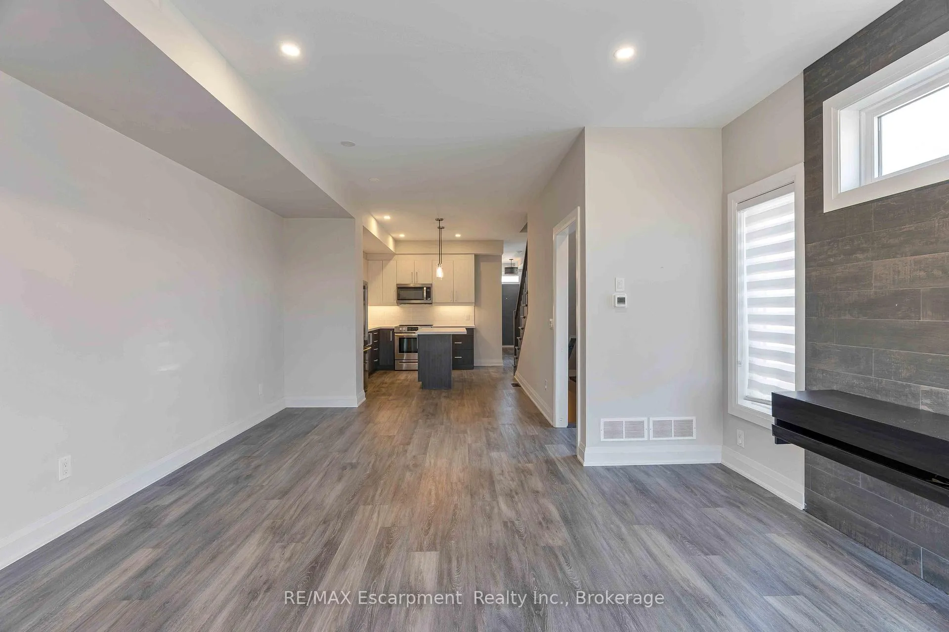 Photo 19 of 60 Park Avenue, St. Catharines, Secord Woods — HOMEH