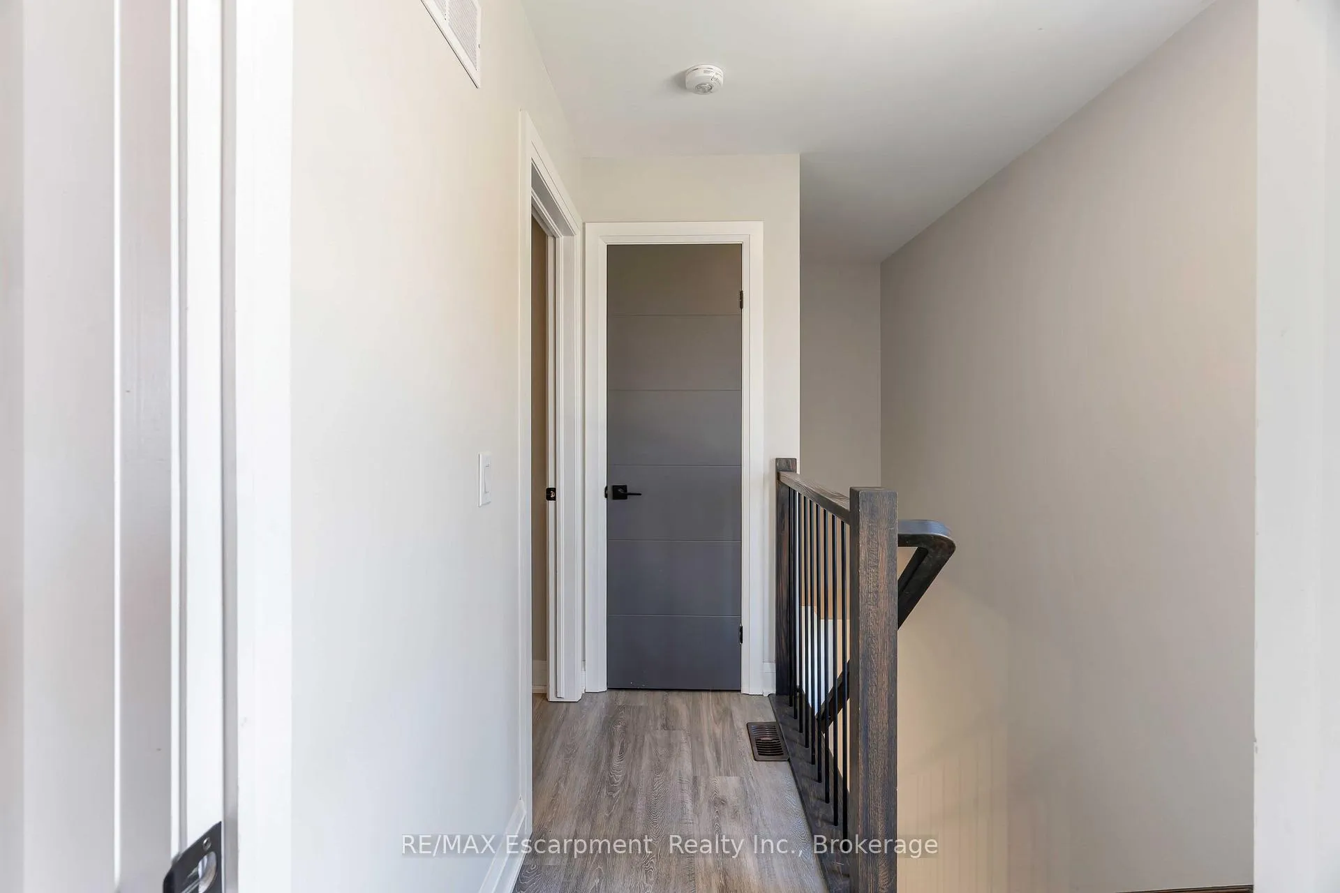 Photo 20 of 60 Park Avenue, St. Catharines, Secord Woods — HOMEH
