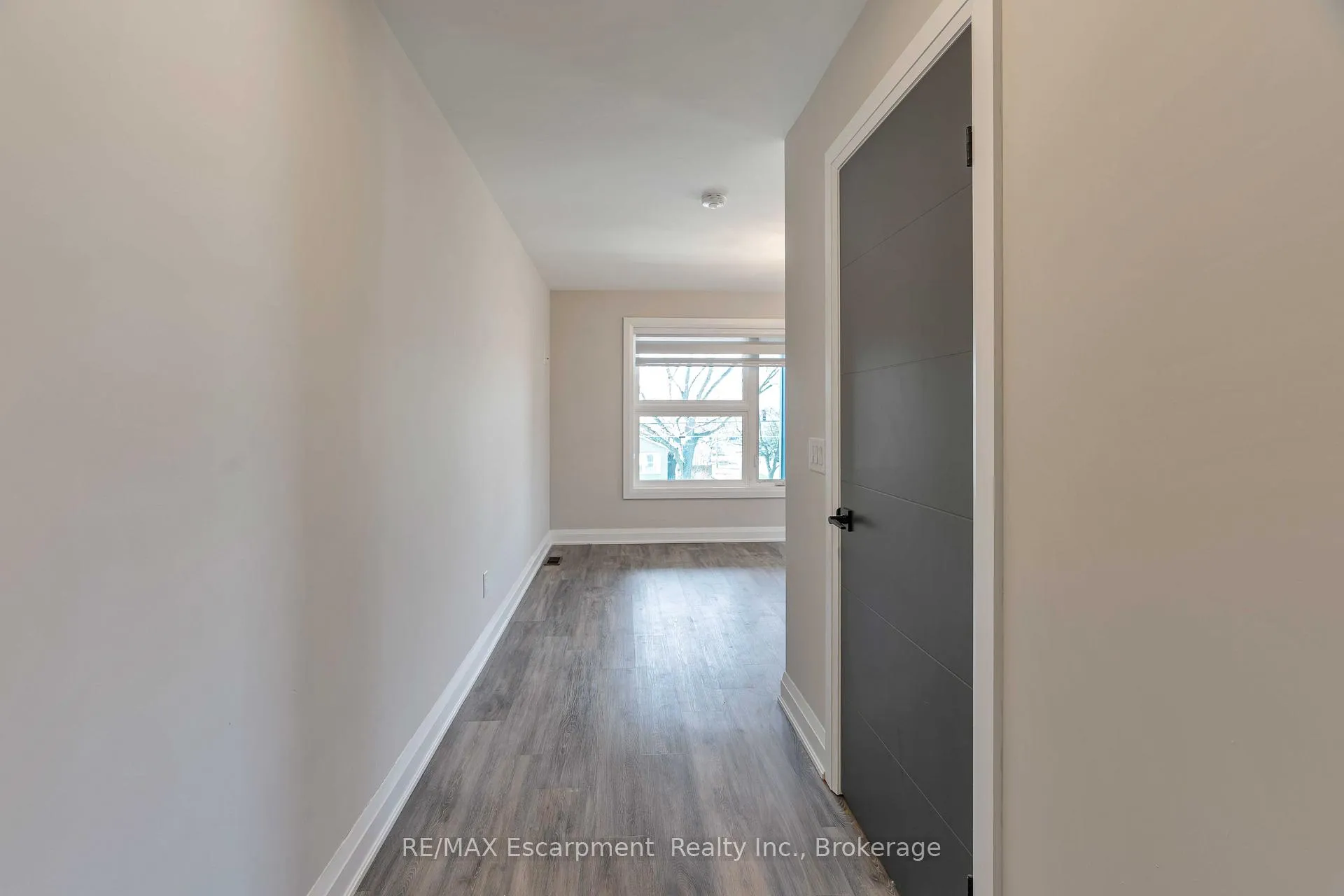 Photo 21 of 60 Park Avenue, St. Catharines, Secord Woods — HOMEH