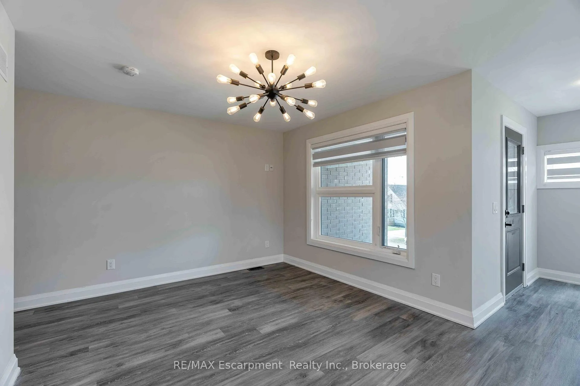 Photo 22 of 60 Park Avenue, St. Catharines, Secord Woods — HOMEH