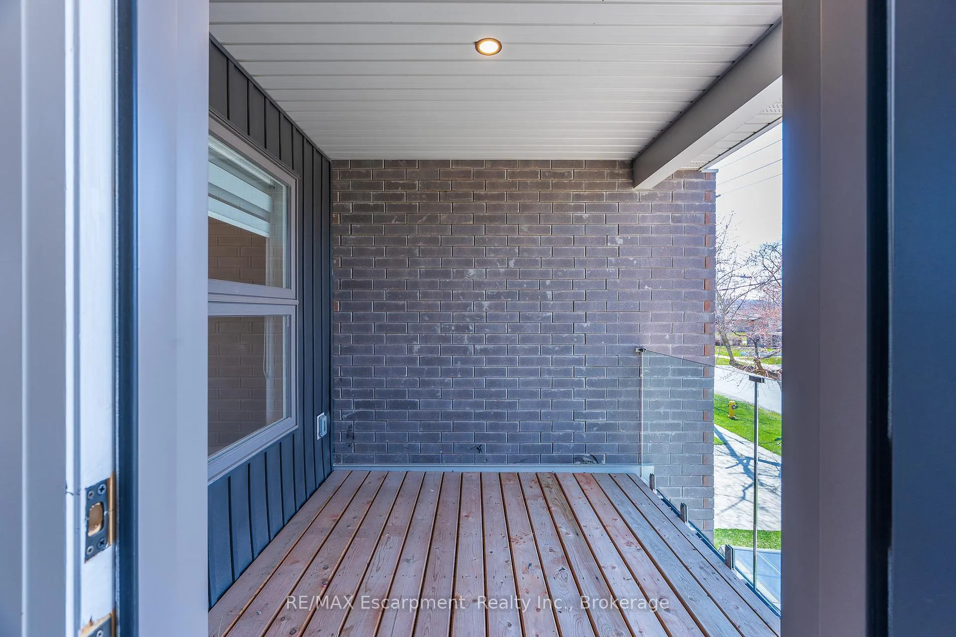 Photo 37 of 60 Park Avenue, St. Catharines, Secord Woods — HOMEH