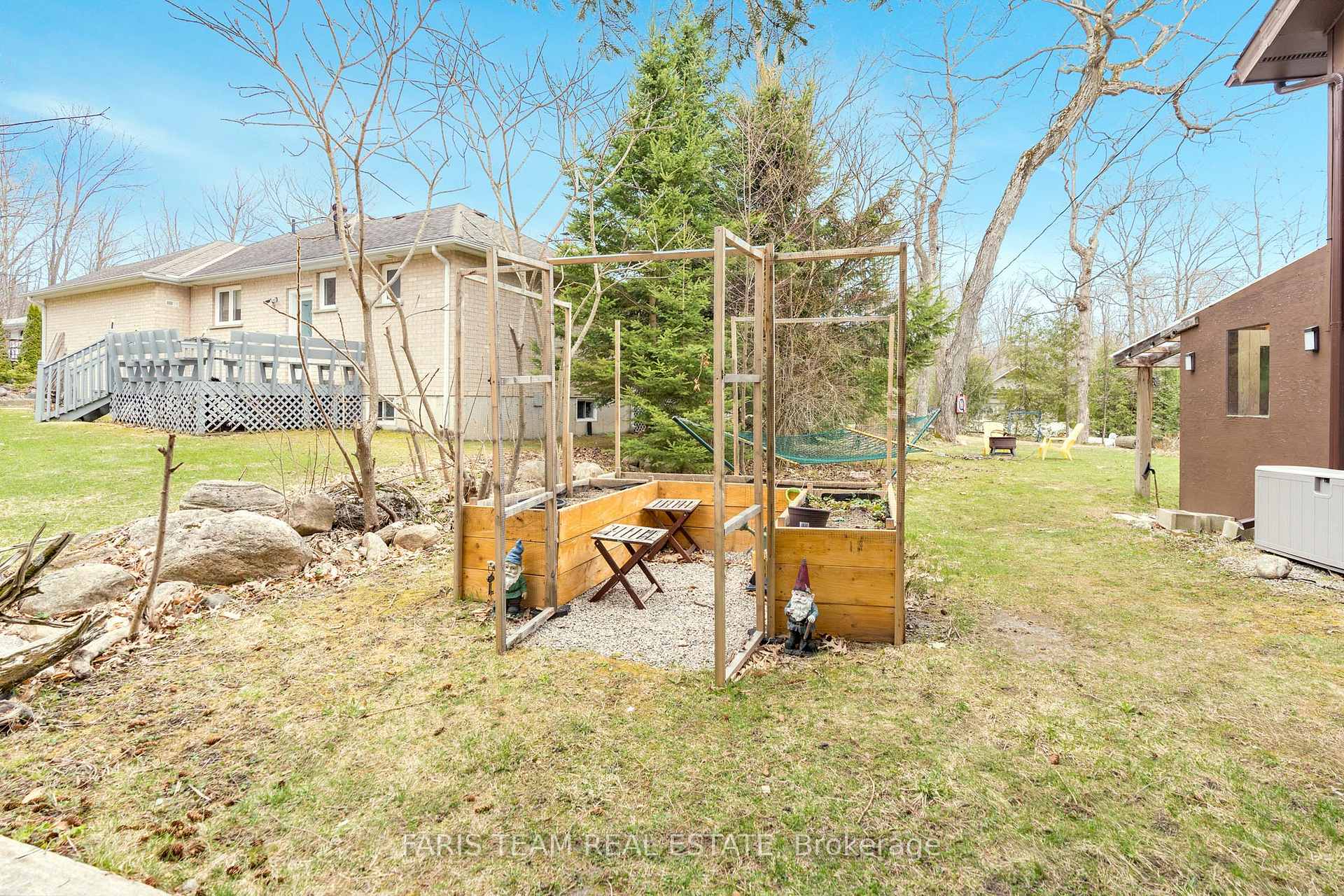 Photo 18 of 20 Glen Cedar Drive, Tiny, Rural Tiny — HOMEH