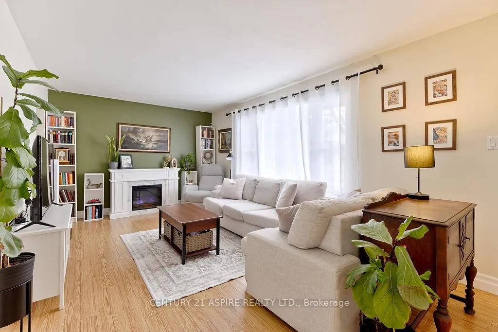 Photo 12 of 4 Charles Street, Petawawa — HOMEH