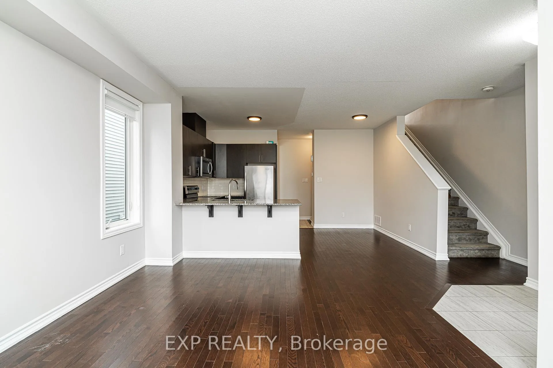 Photo 2 of 1168 Chapman Mills Drive, Ottawa, Barrhaven - Heritage Park — HOMEH