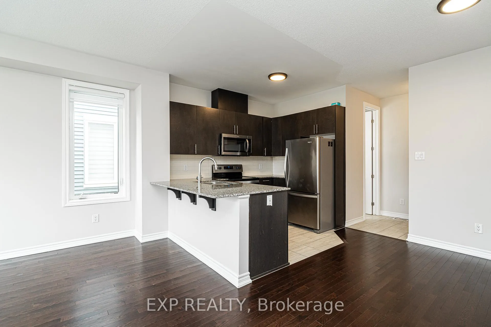 Photo 5 of 1168 Chapman Mills Drive, Ottawa, Barrhaven - Heritage Park — HOMEH