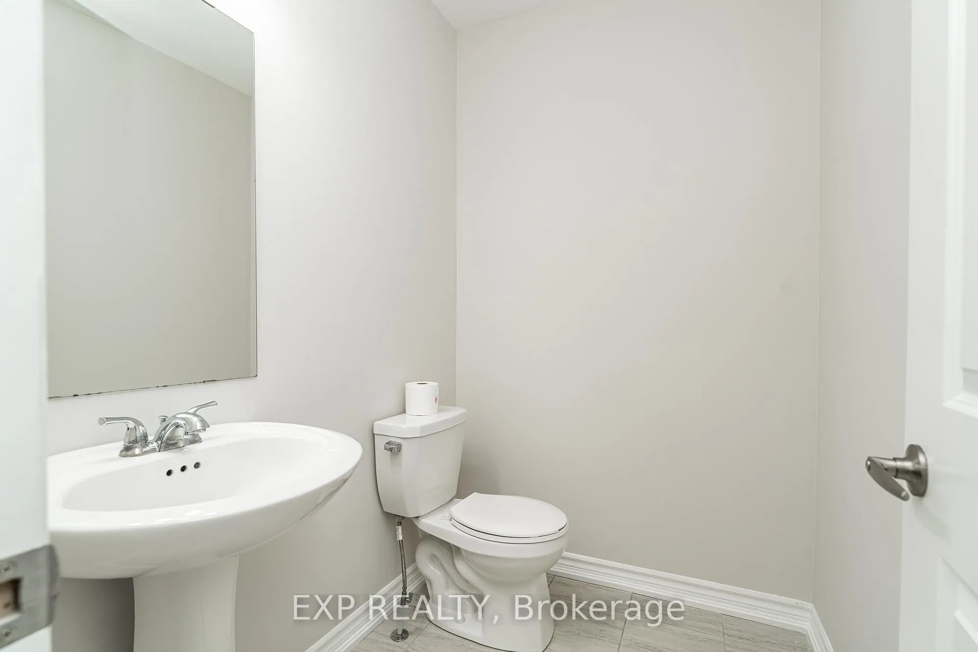 Photo 8 of 1168 Chapman Mills Drive, Ottawa, Barrhaven - Heritage Park — HOMEH