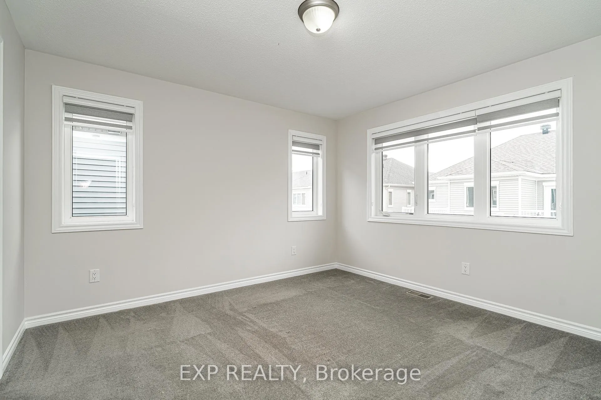 Photo 11 of 1168 Chapman Mills Drive, Ottawa, Barrhaven - Heritage Park — HOMEH
