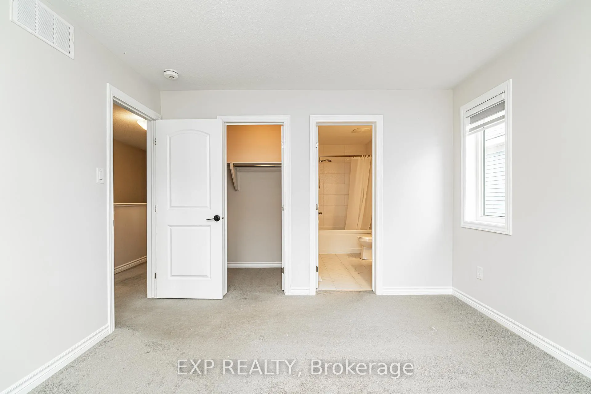 Photo 12 of 1168 Chapman Mills Drive, Ottawa, Barrhaven - Heritage Park — HOMEH
