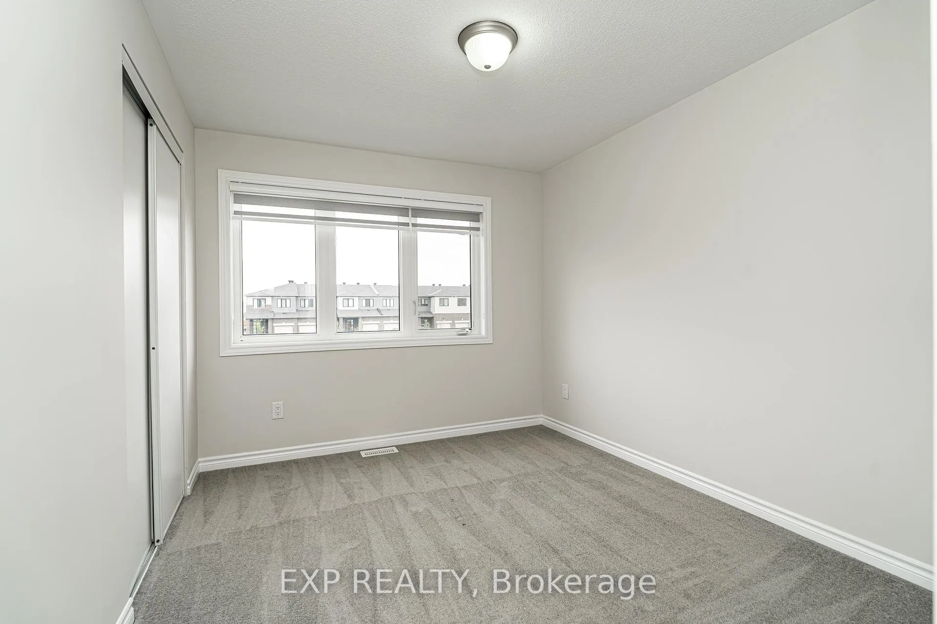 Photo 15 of 1168 Chapman Mills Drive, Ottawa, Barrhaven - Heritage Park — HOMEH