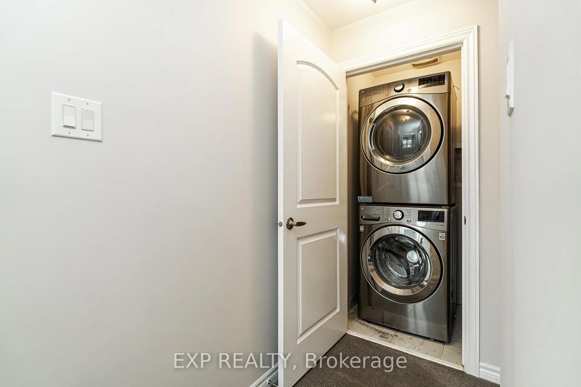Photo 19 of 1168 Chapman Mills Drive, Ottawa, Barrhaven - Heritage Park — HOMEH