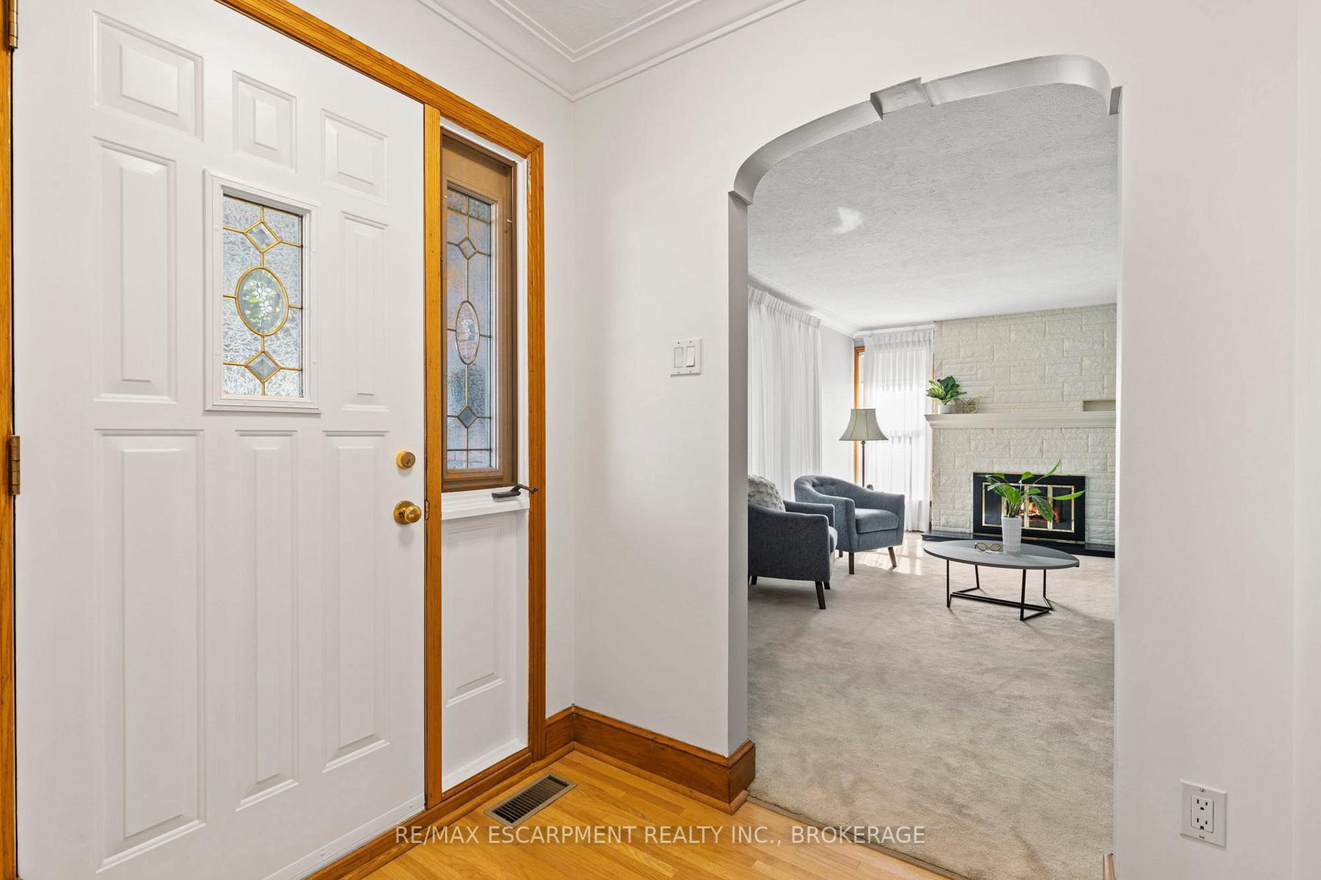 Photo 6 of 12 Broderick Avenue, Thorold, Thorold Downtown — HOMEH