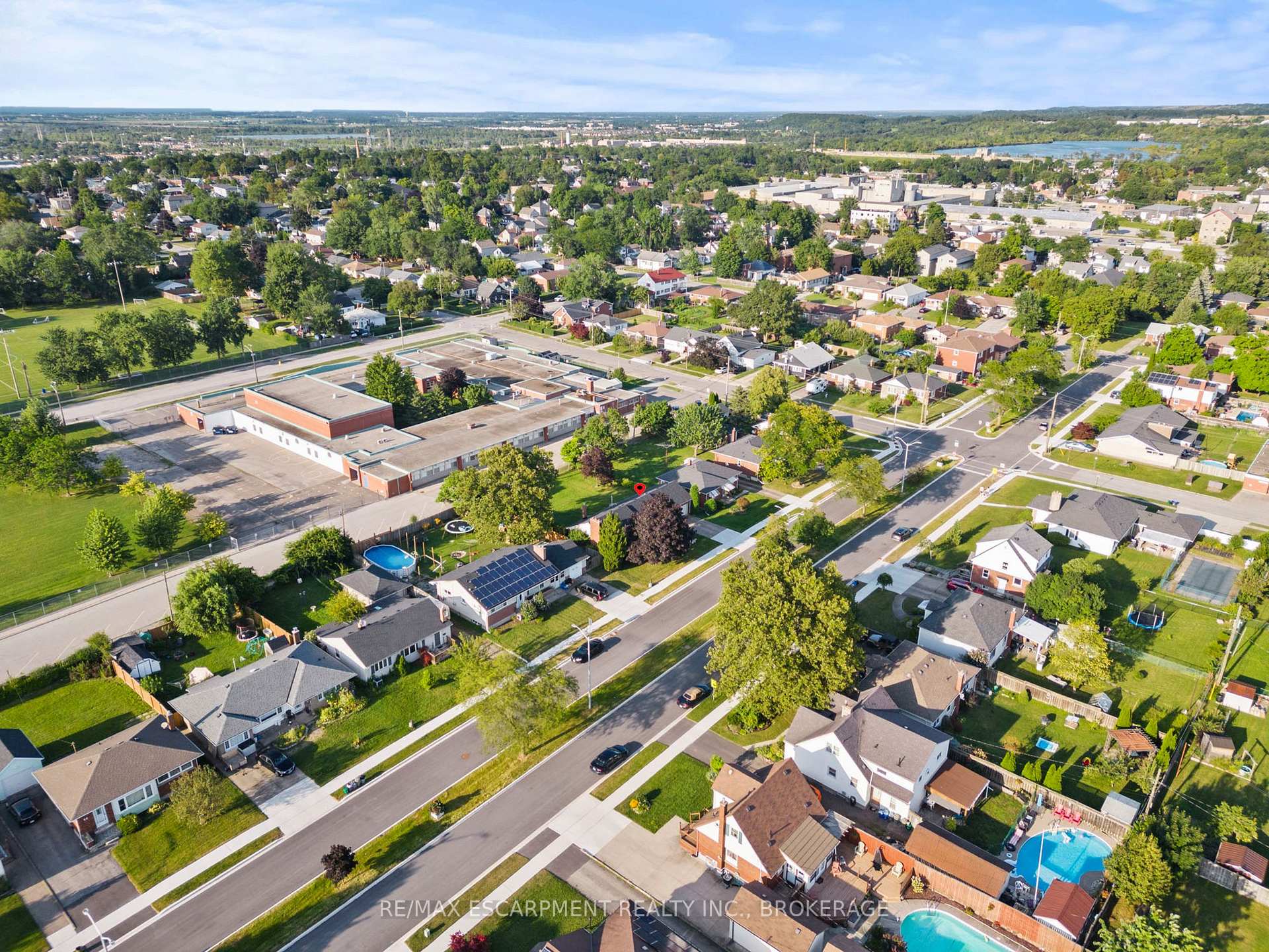 Photo 50 of 12 Broderick Avenue, Thorold, Thorold Downtown — HOMEH