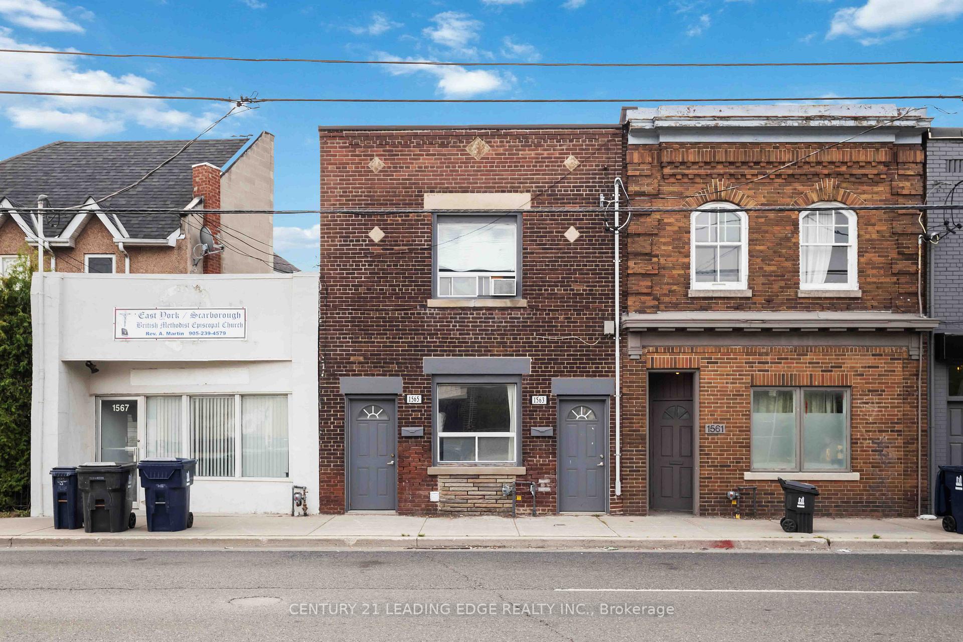 Front of 1563/65 Kingston Road