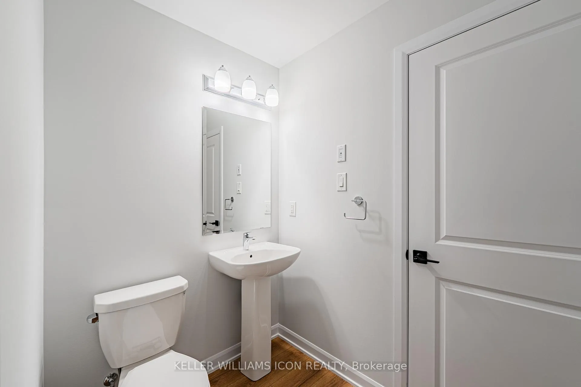 Photo 17 of 1128 Creekway Private, Ottawa, Kanata - Kanata Lakes/Heritage Hills — HOMEH
