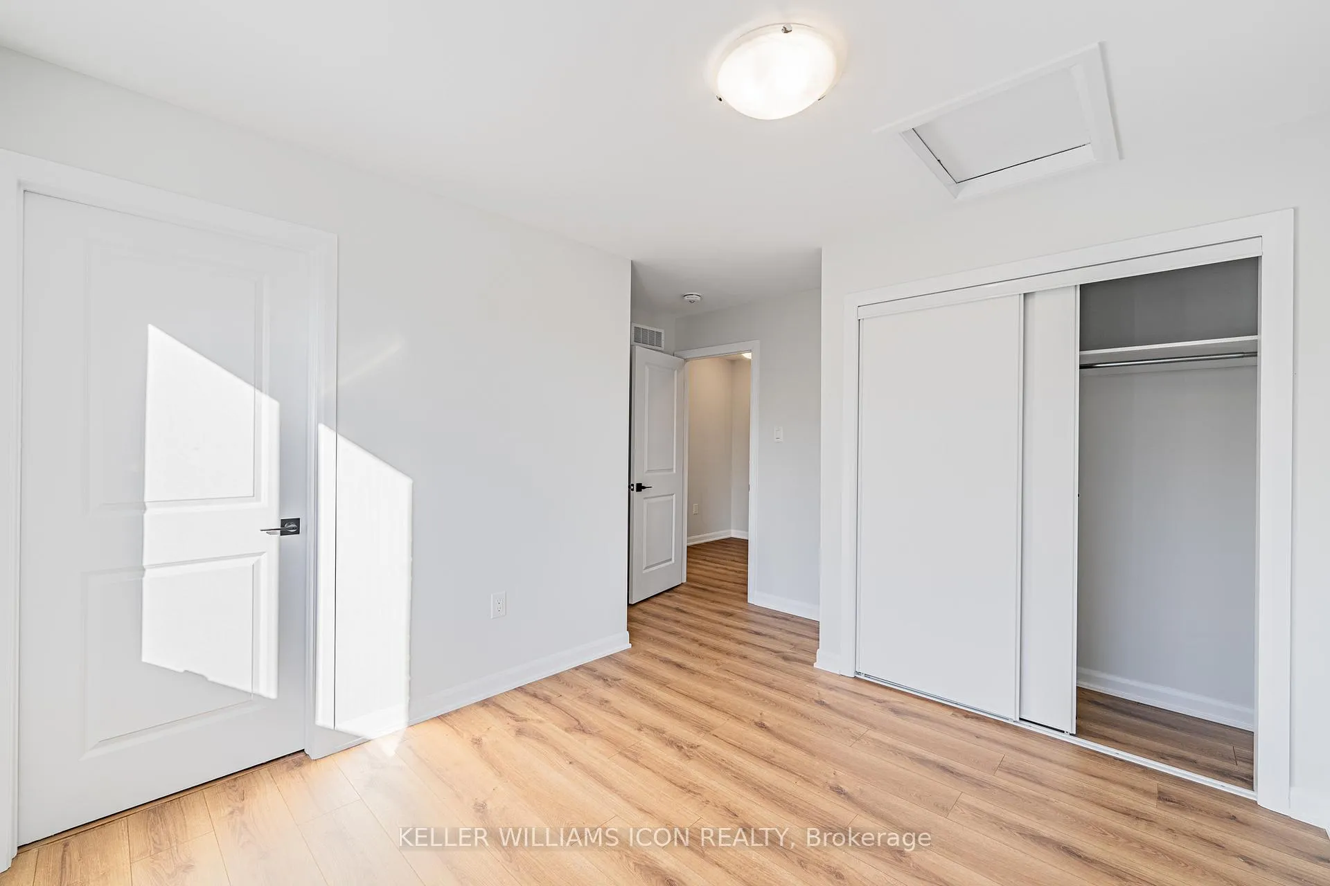 Photo 21 of 1128 Creekway Private, Ottawa, Kanata - Kanata Lakes/Heritage Hills — HOMEH