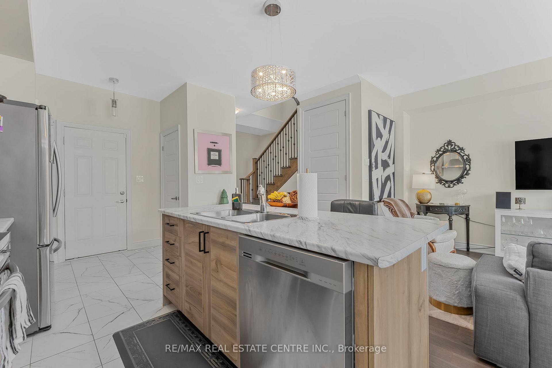 Photo 13 of 35 Ever Sweet Way, Thorold, Rolling Meadows — HOMEH