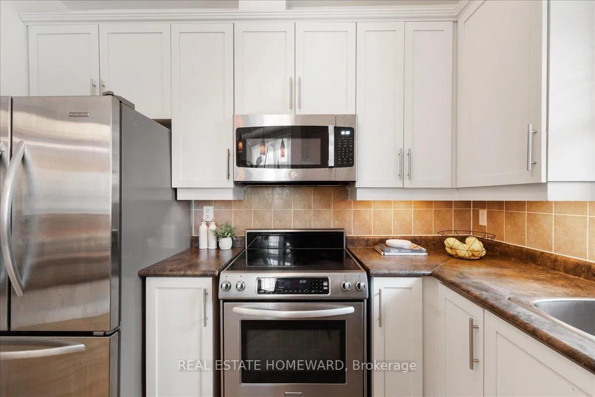 Photo 14 of 14 Fairhead Mews, Toronto, East End-Danforth — HOMEH