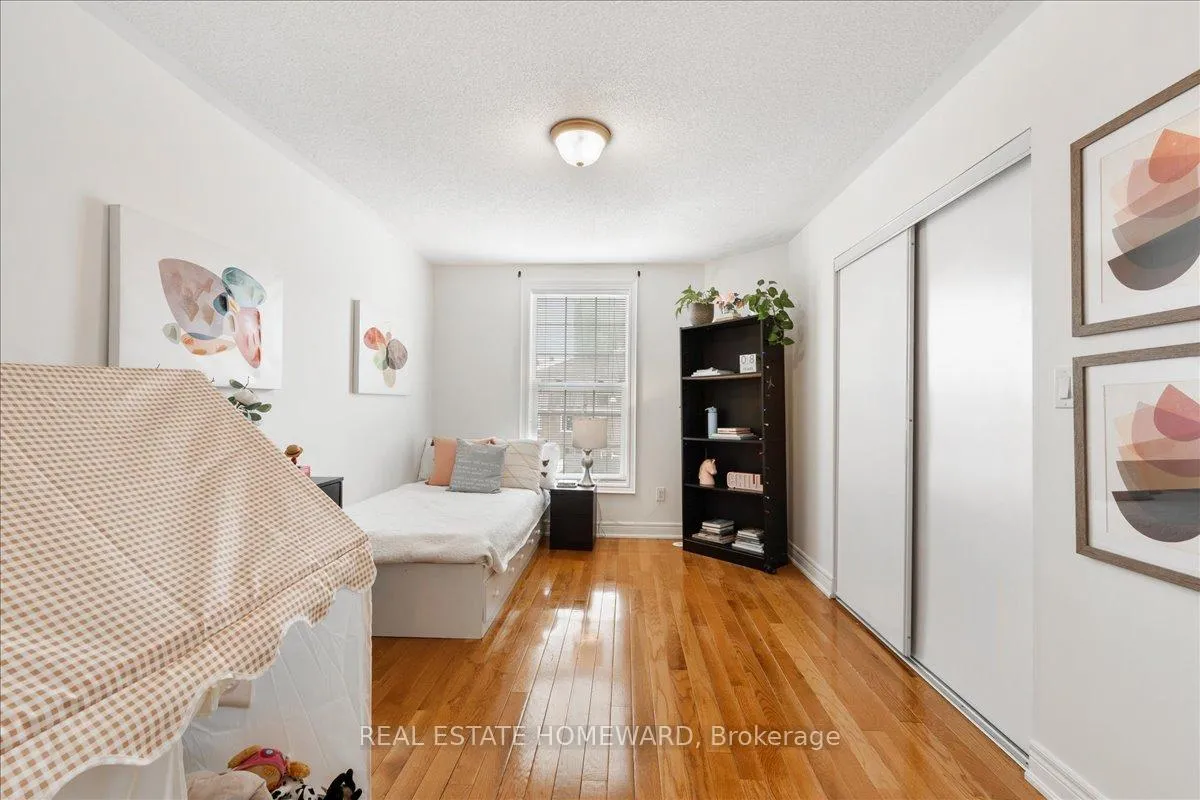 Photo 17 of 14 Fairhead Mews, Toronto, East End-Danforth — HOMEH