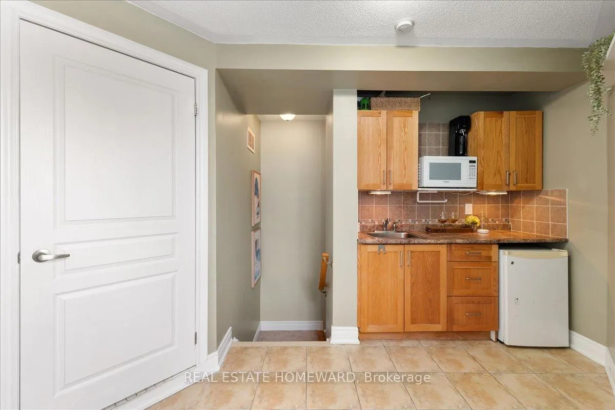 Photo 28 of 14 Fairhead Mews, Toronto, East End-Danforth — HOMEH