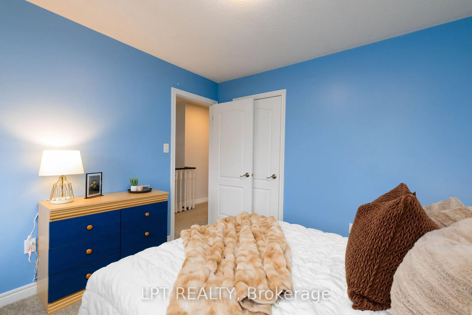Photo 23 of 51 Catherine Drive, Barrie, Painswick South — HOMEH