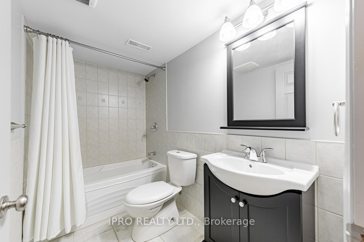 Photo 21 of 286 Linsmore Crescent, Toronto, East York — HOMEH
