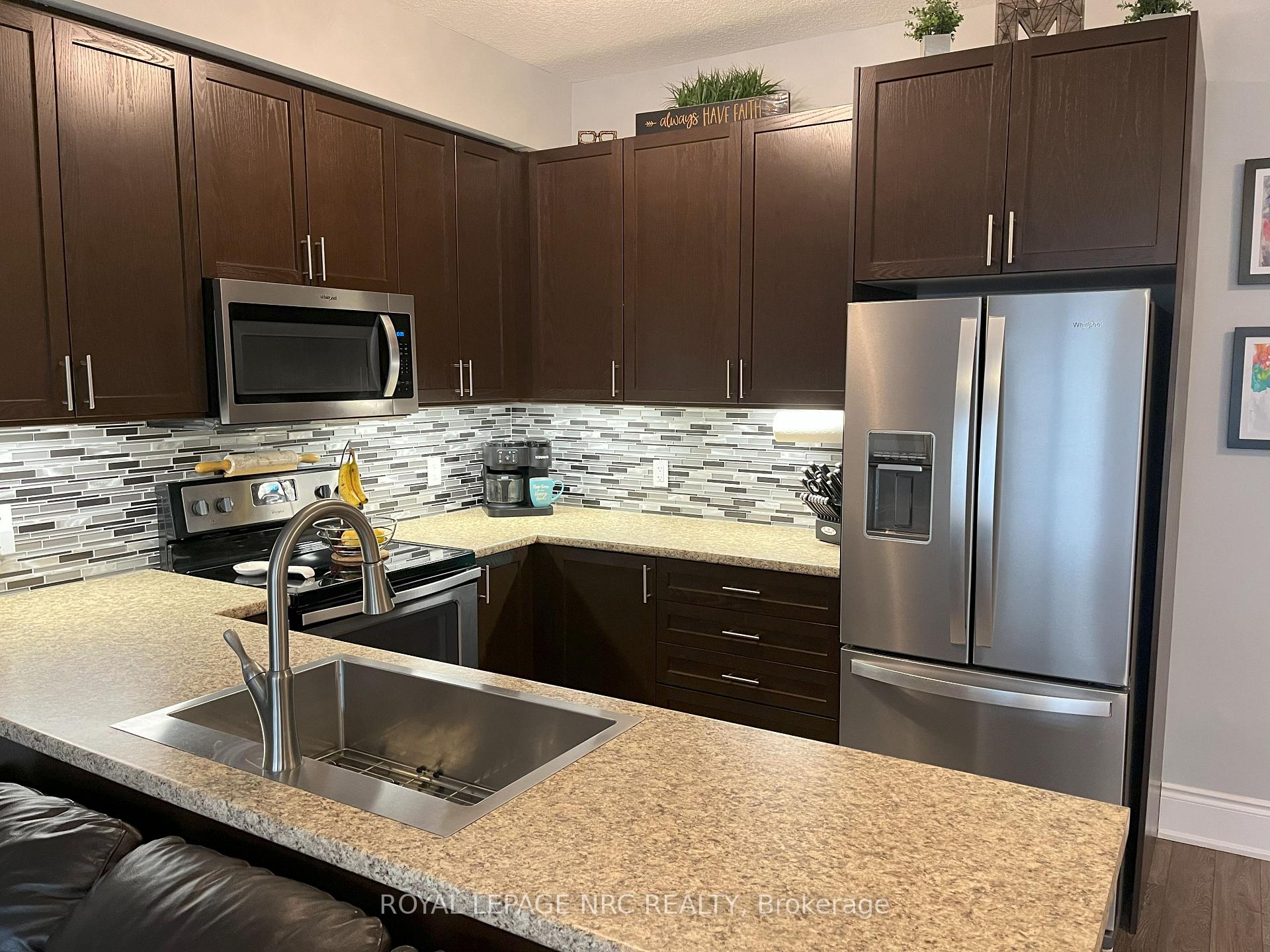 Photo 5 of 29 Sunset Way, Thorold, Rolling Meadows — HOMEH